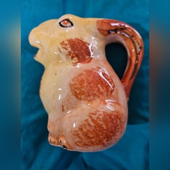 Vintage Pottery Bunny Rabbit Creamer Jug Pitcher - Picture 2 of 6